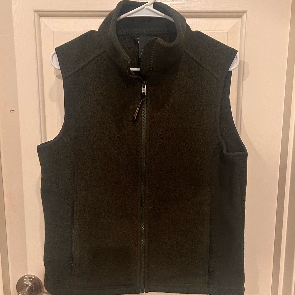 LL Bean olive vest size medium